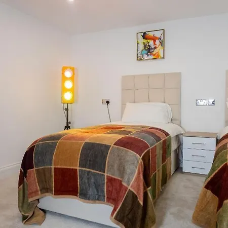 Westwood * Leeds (West Yorkshire)